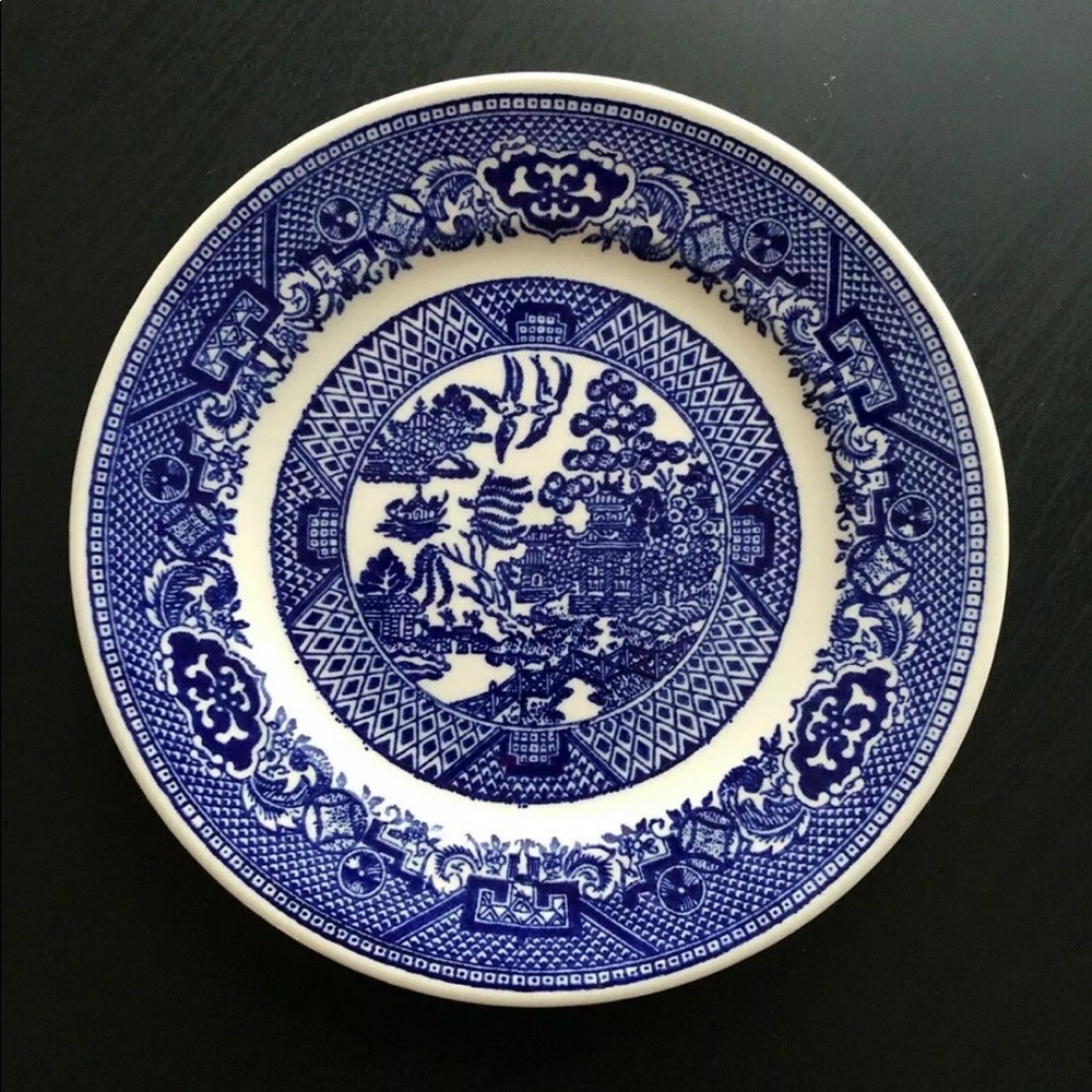 Vintage Homer‎ Laughlin Blue Willow 9" Plate